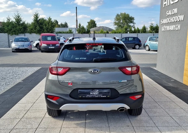 Kia Stonic cena 77900 przebieg: 49000, rok produkcji 2020 z Człuchów małe 254